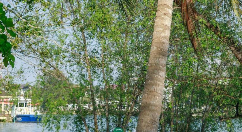 Sleepbox Hostel Suratthani Surat Thani Exterior foto